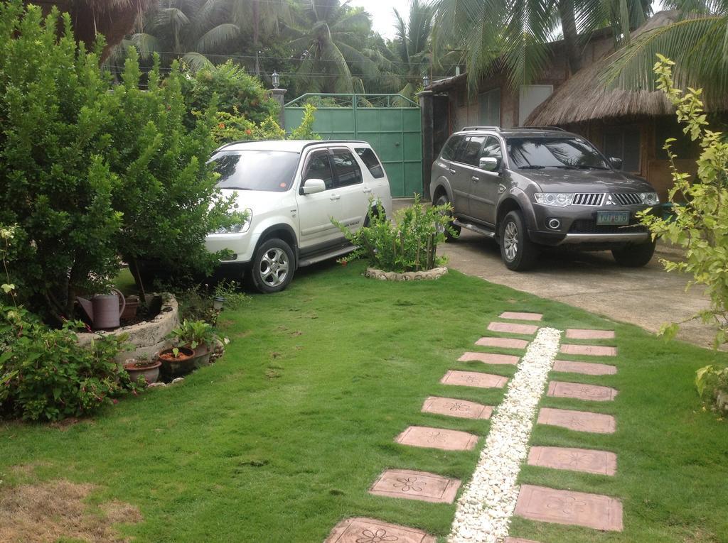 Oslob Garden Stay Beach Resort Экстерьер фото